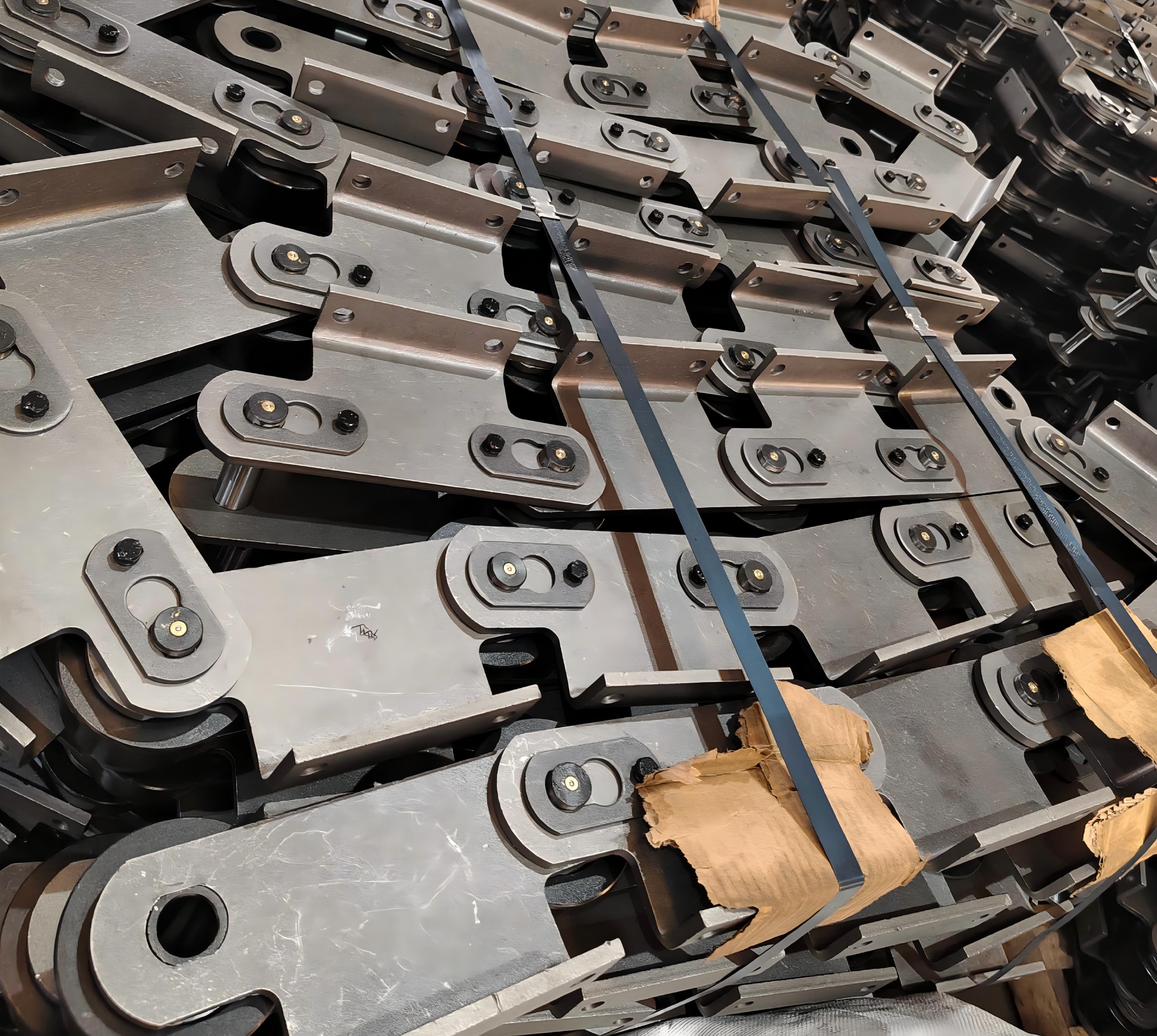 Industrial Conveyor Chains Manufacturer | Custom & Standard Solutions